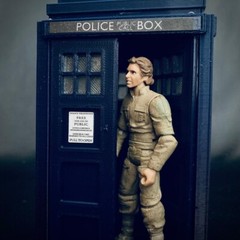 Custom 3D printed DR. Who TARDIS Police Box for 3.75 Inch (1:18) Figure Diorama