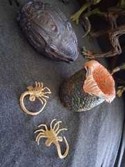 Neca Aliens Loose Action Figure Lot Accessories Predator XENOMORPH Eggs