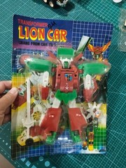 Vintage Bootleg Voltron Toys Transformers mitsubishi car LionCar