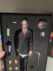 Iconiq Studios – American Psycho – Patrick Bateman – 1/6 Scale Collectible!