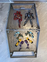 Jakks Pacific 2011 Real Steel Atom Build-n-Battle Action Figure Set – complete +