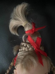 2000 HOW THE GRINCH WHO STOLE CHRISTMAS “CINDY LOU WHO “ TWIRLING BRAID DOLL