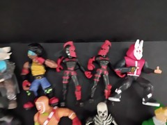 Fortnite Mini Action Figures approx 2 inches tall LOT of 20 mini figures