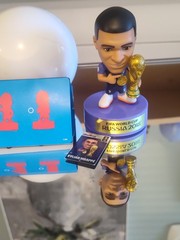 ZURU FIFA Ballers super rare Killian Mbappe & rare Lionel Messi get baller San