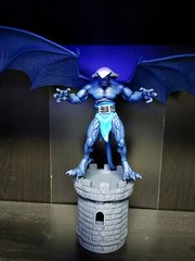Neca Ultimate Gargoyles Stand Disney -Whatchtower