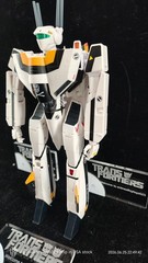 Valkyrie Factory VF-1S Roy Focker Painted Model Toy 1/60 Broken AS IS USAship