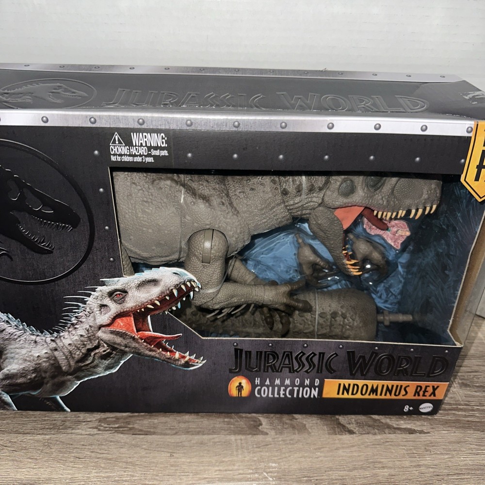 Jurassic World Hammond Collection Indominus Rex Deluxe Damaged Box