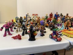 Lot Of Toys Action Figures (see Description)