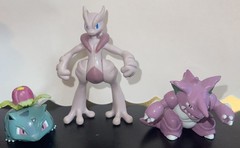 Mewtwo, Nidoking, Ivysaur Vintage Lot of Tomy Pokemon Figures