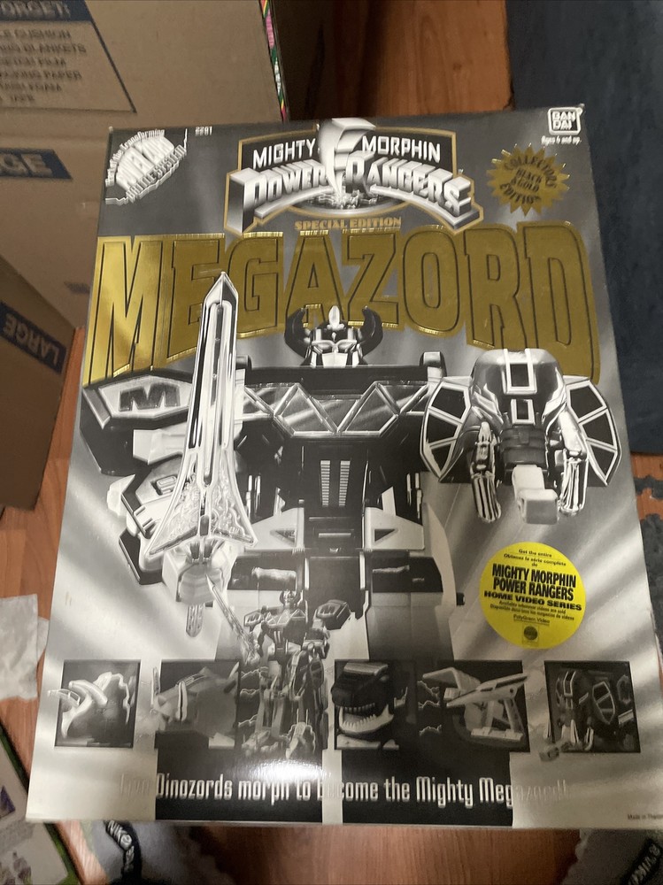 1993 MIB Power Rangers DELUXE MEGAZORD, Special Black/Gold