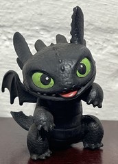 TOOTHLESS How To Train Your Dragon Defenders Of Berk Spin Master Figure 2.75″