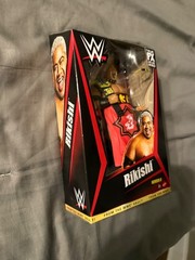 WWE Elite Rikishi Ringside Vault new in box defender case