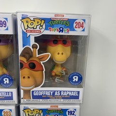 Funko Pop Toys R Us Geoffrey As TMNT Exclusive Complete Set NOT AVAILABLE IN USA