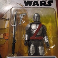 The Mandalorian with Dark Saber Star Wars Epic Hero Collection 4″ Action Figure
